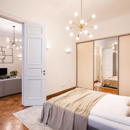 Old Riga Modern And Spacious 2 Bedroom Apartment Ngoại thất bức ảnh