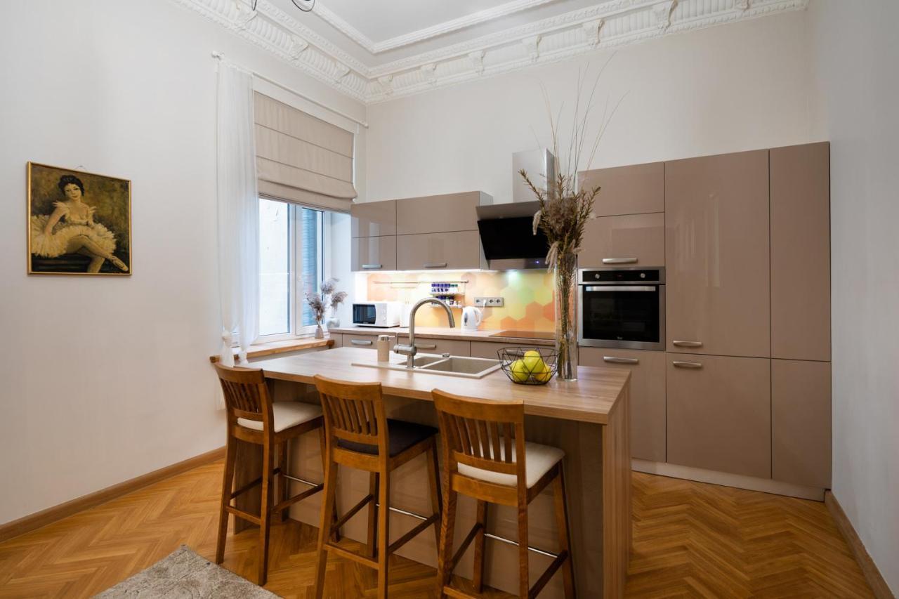 Old Riga Modern And Spacious 2 Bedroom Apartment Ngoại thất bức ảnh