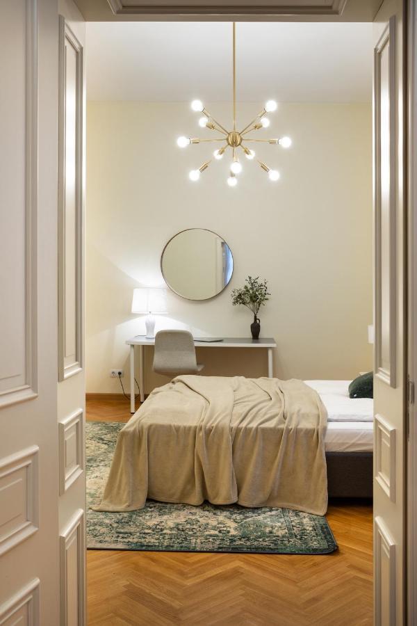 Old Riga Modern And Spacious 2 Bedroom Apartment Ngoại thất bức ảnh