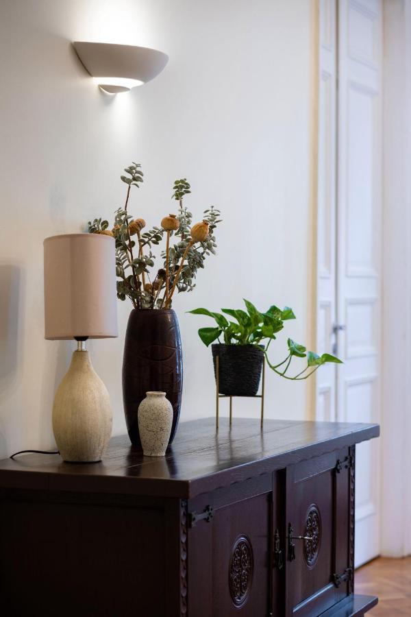 Old Riga Modern And Spacious 2 Bedroom Apartment Ngoại thất bức ảnh