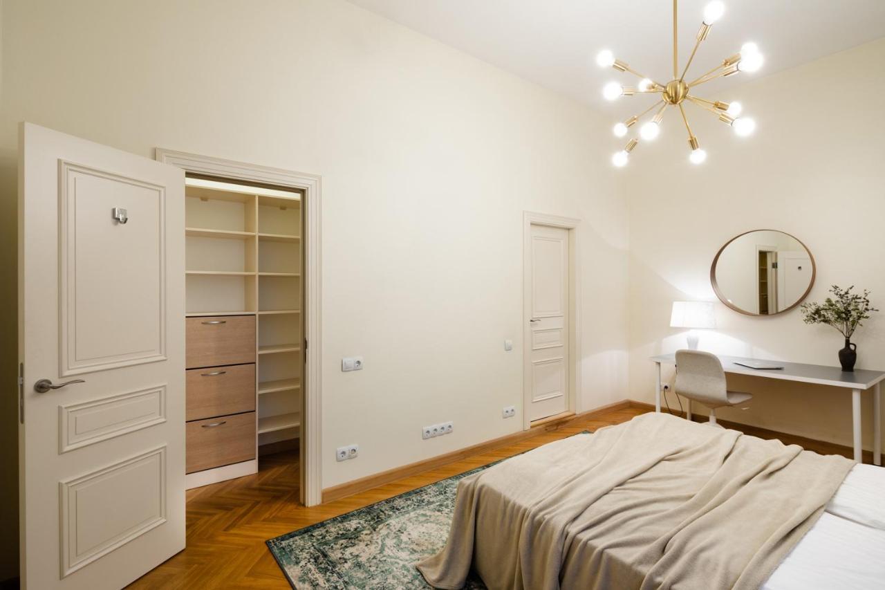 Old Riga Modern And Spacious 2 Bedroom Apartment Ngoại thất bức ảnh