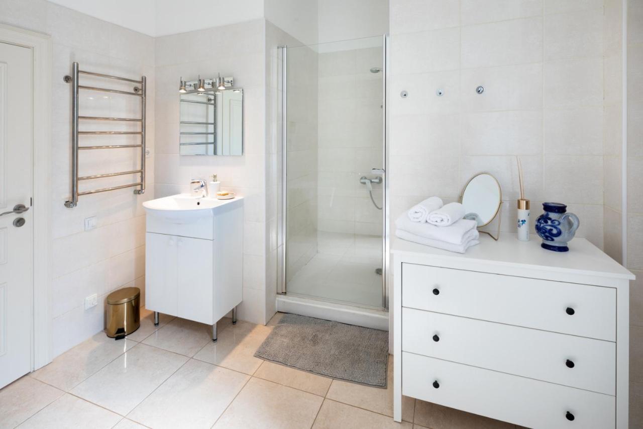 Old Riga Modern And Spacious 2 Bedroom Apartment Ngoại thất bức ảnh